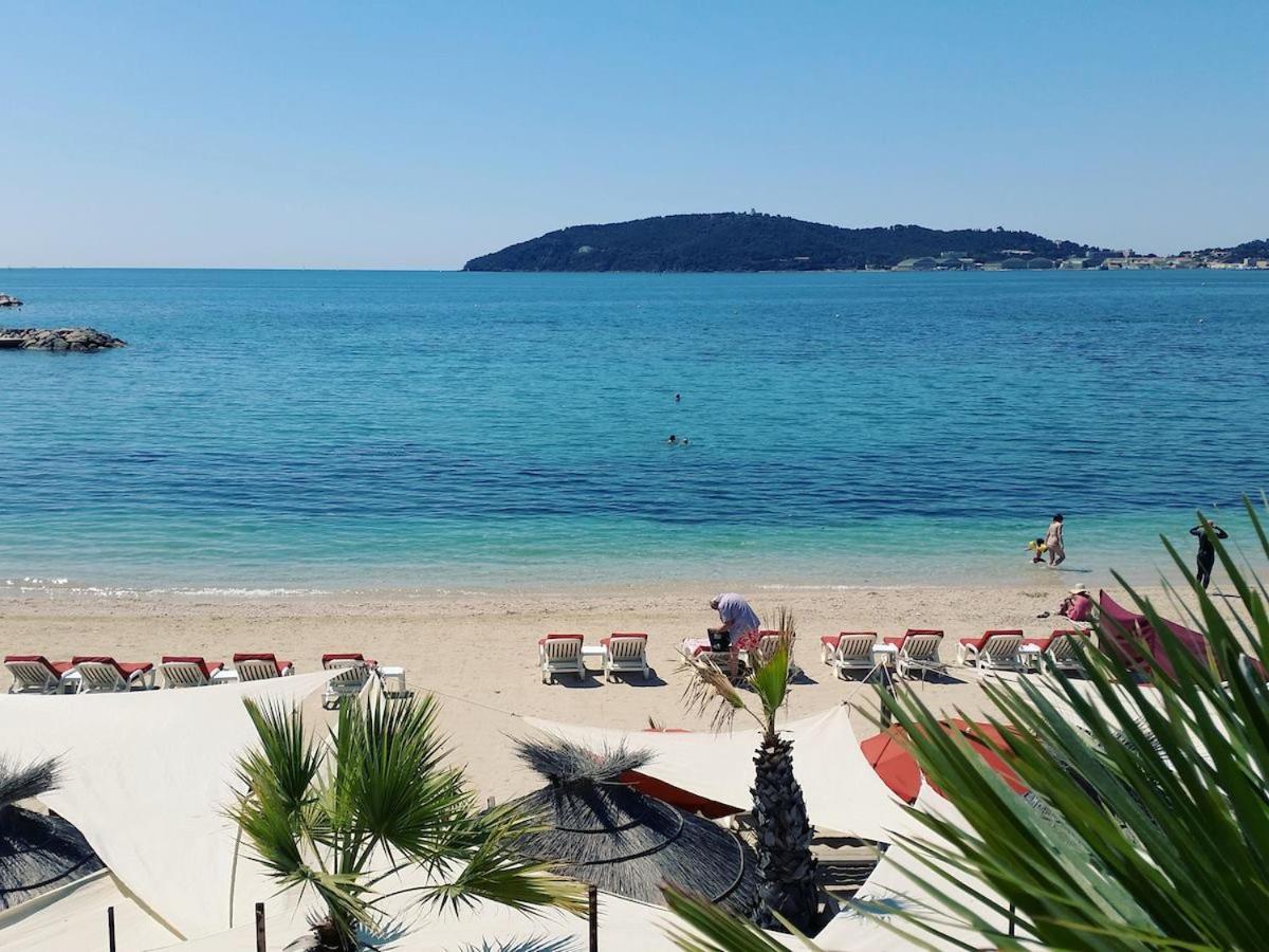 location vacances T4 bas de villa Toulon Extérieur photo